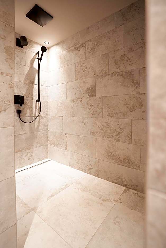 Hotel Astrid - Ski In - Ski Out