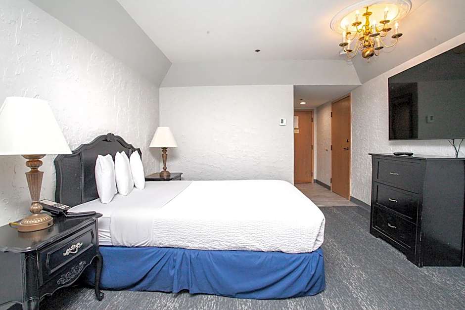Chateau Hotel and Conference Center