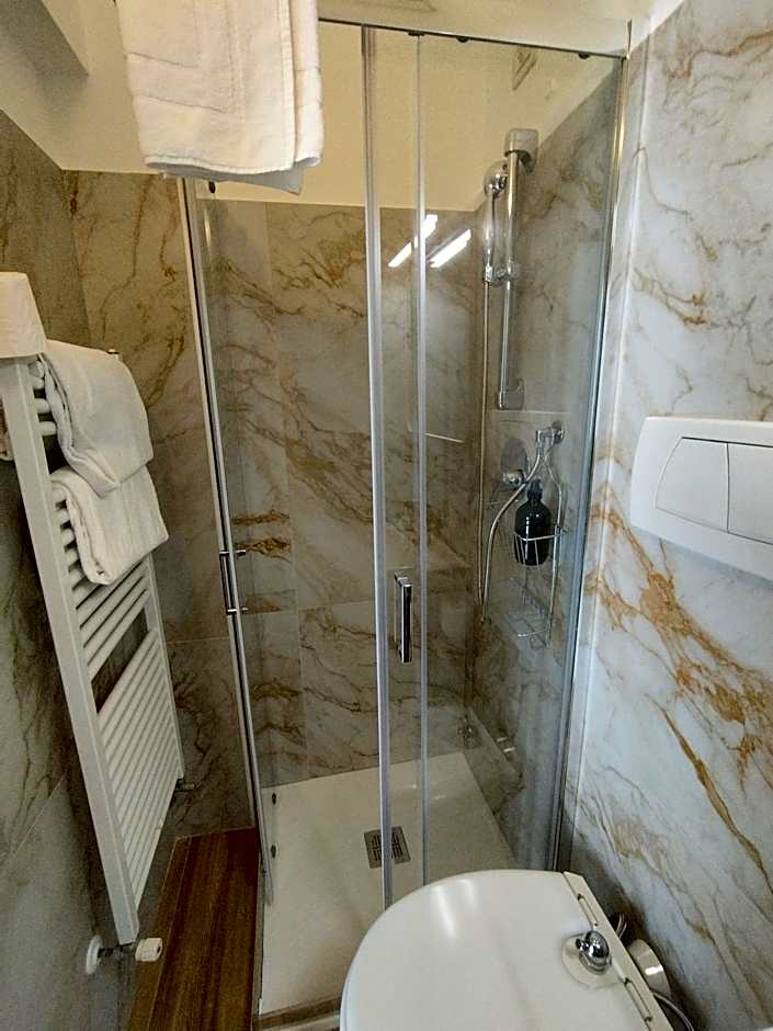 Alloggi Acquavita - checkin at "Alloggi SS Giovanni e Paolo"