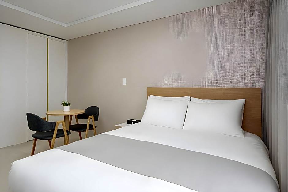 Centum Mark Hotel Yang Yang