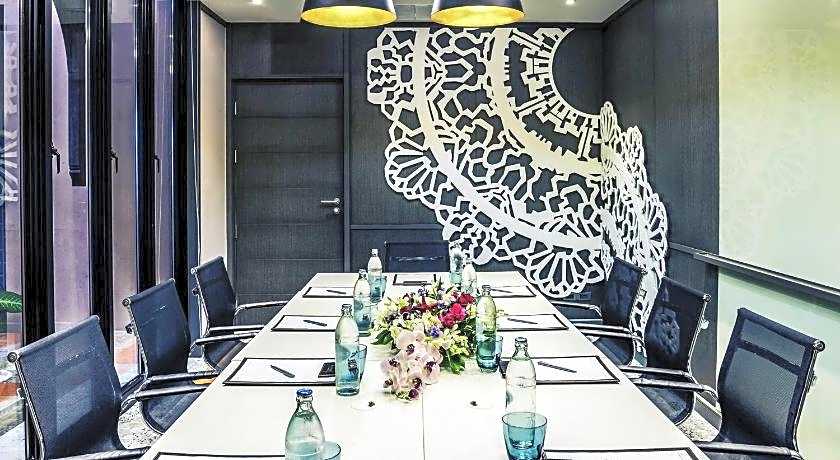 Mercure Samui Chaweng Tana Hotel