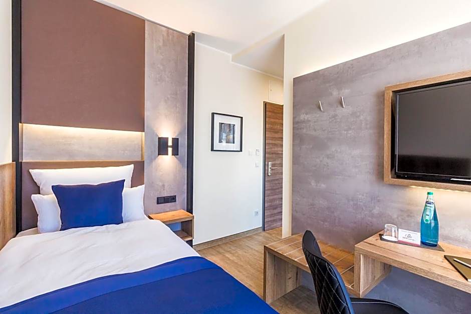 SKY Hotel Cloppenburg