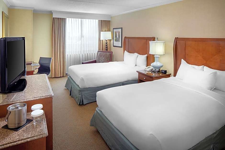 DoubleTree By Hilton Cleveland East Beachwood