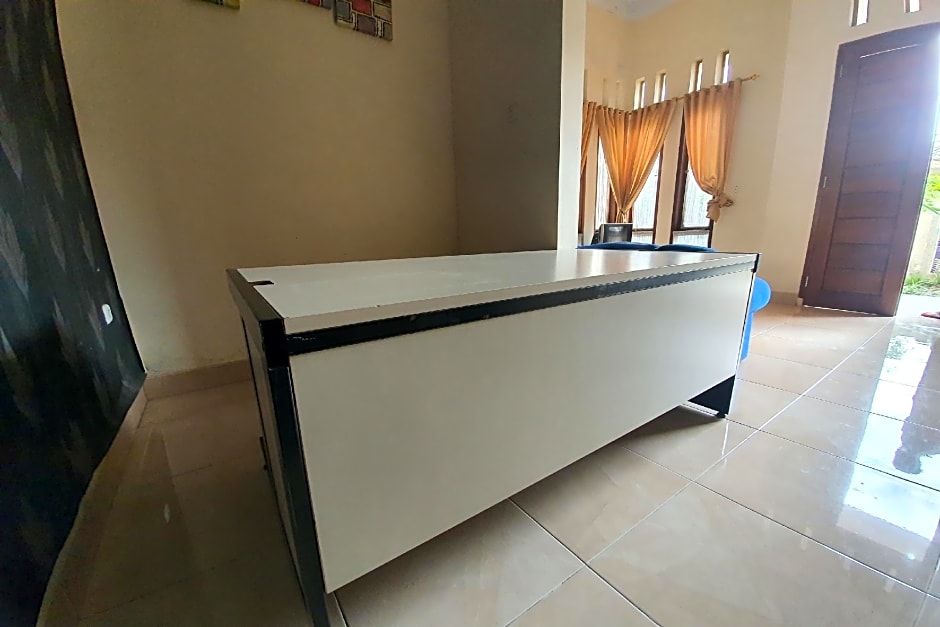 OYO 2264 Hotel Penginapan Citra