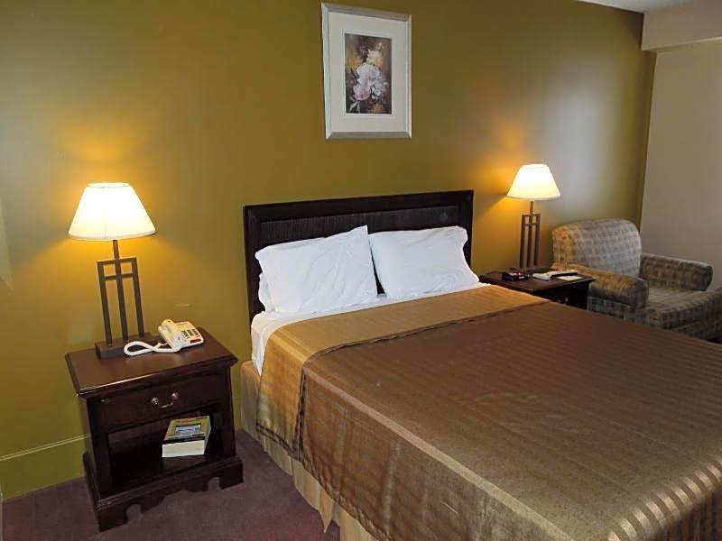 Hilltop Inn