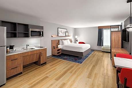 Hawthorn Extended Stay by Wyndham Knoxville