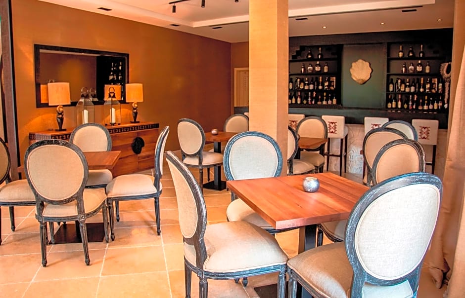 Adiya Signature Hotel ex Pietra