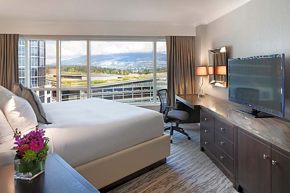 Fairmont Waterfront