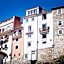 Oporto Street das Aldas - River View