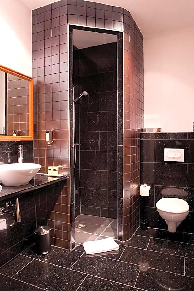 ROSS Hotel nähe Messe Stuttgart