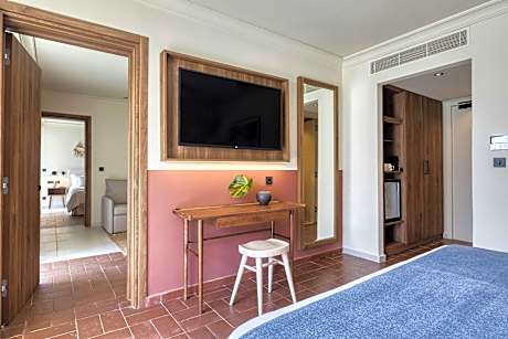 Grand Tropical Zen Suite, 2 Bedroom Suite, Bedroom 1: 1 Double, Bedroom 2: 1 Double, Sofa bed