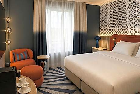 Petit Souvenir, Smaller Guest room, 1 Queen