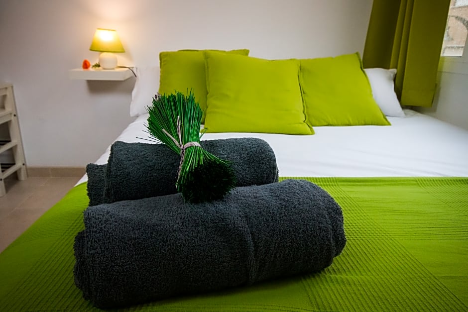 Holidays2Malaga Studios Mena