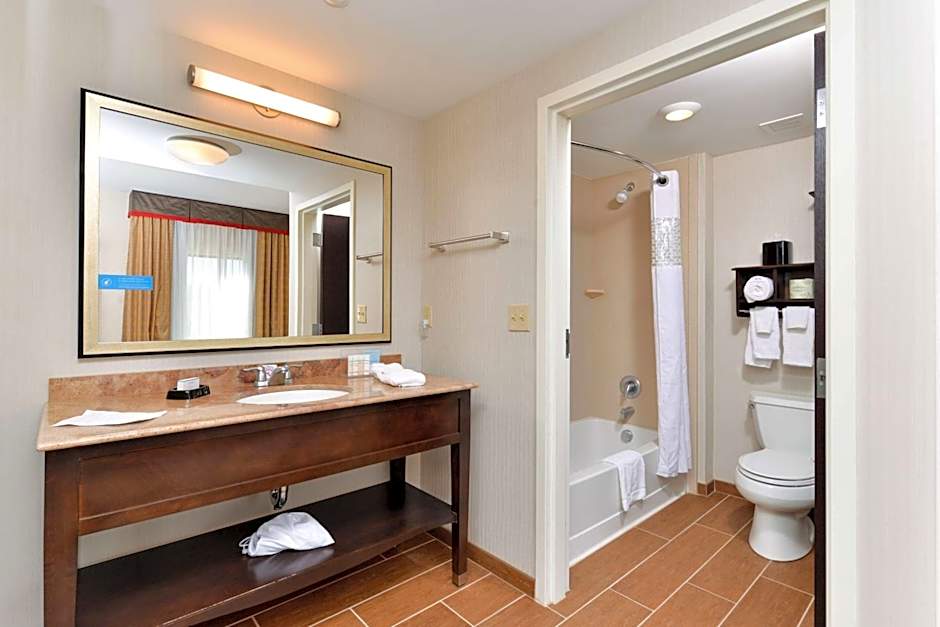 Hampton Inn By Hilton & Suites California University-Pittsburgh