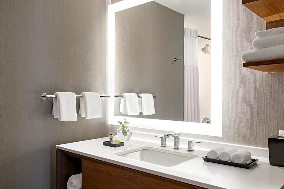 Staybridge Suites Rochester - Mayo Clinic Area, an IHG Hotel