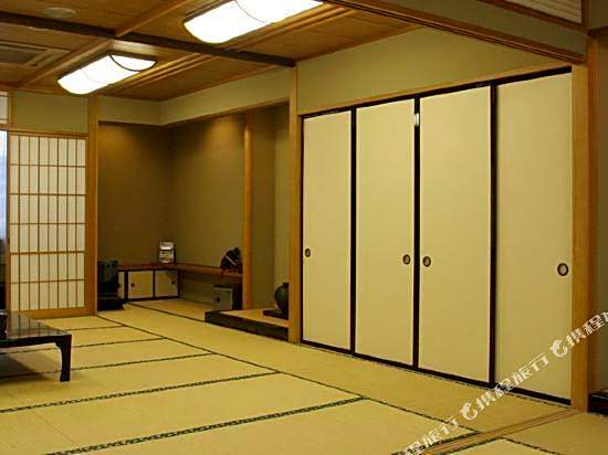 Hotel Heian