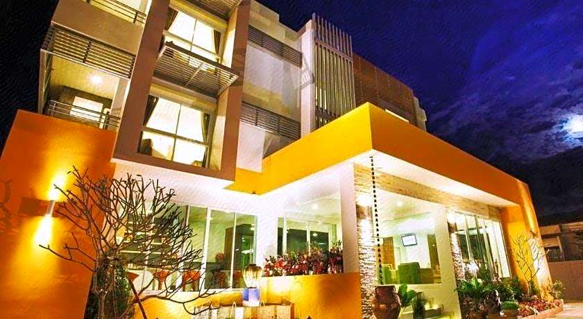 La Belle Hotel