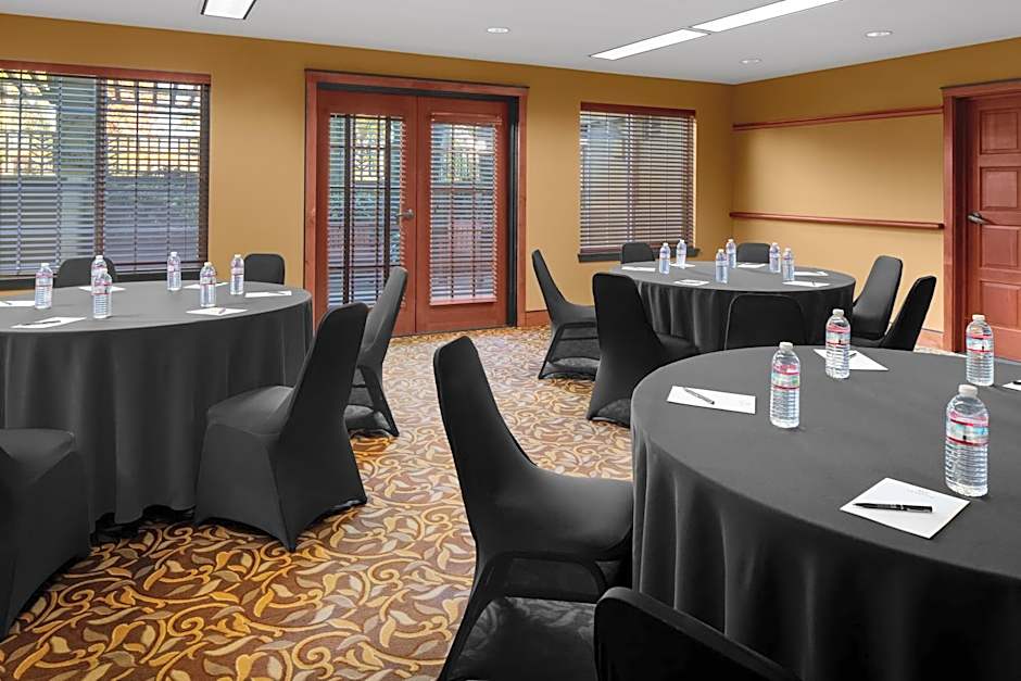 Larkspur Landing Pleasanton - An All-Suite Hotel