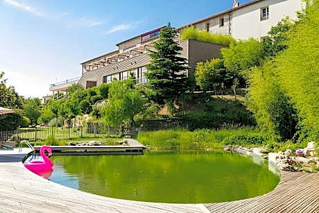 Cave-Hôtel du Domaine Riberach