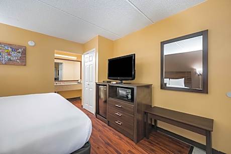 King Room - Accessible/Non-Smoking