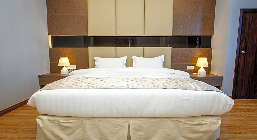 Lintas Platinum Hotel