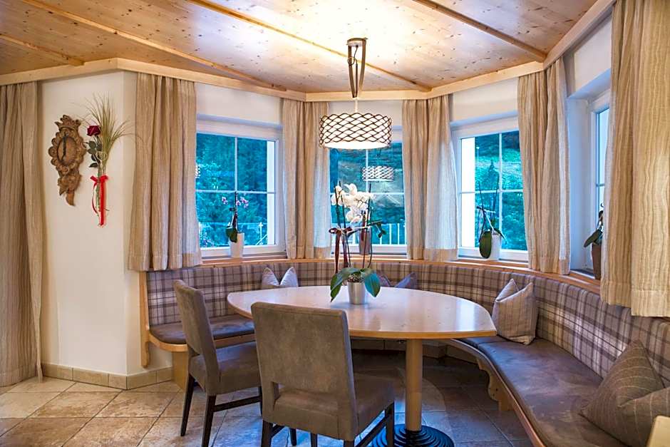 Hotel Comploj Adults only