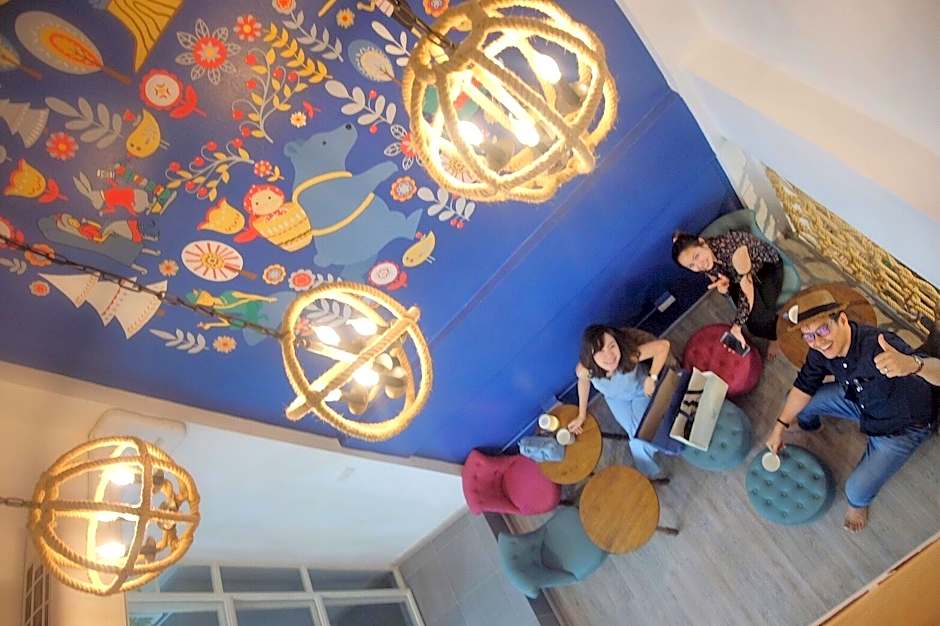 Hide and Seek Boutique Hometel