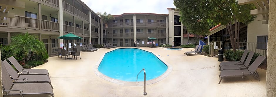 Best Western Carlsbad by the Sea