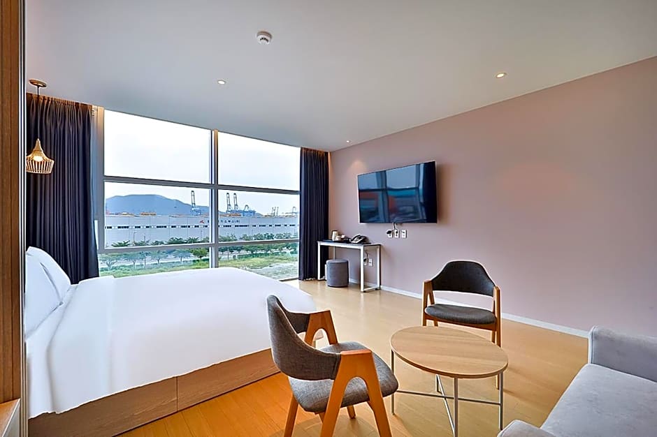 Browndot Signature Hotel
