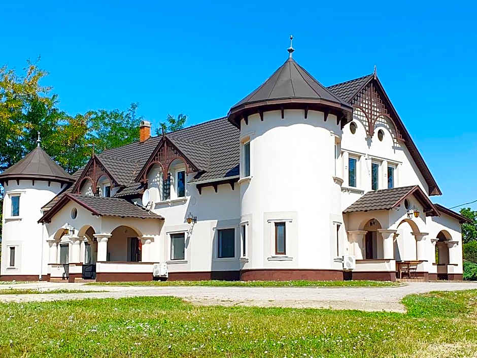 The Luxo Wine Museum & Hotel