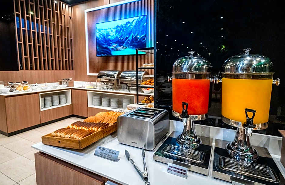 Holiday Inn Rosario By IHG