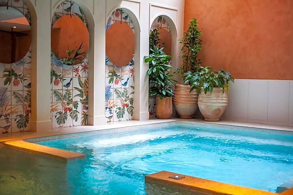Bloom House Hotel & SPA