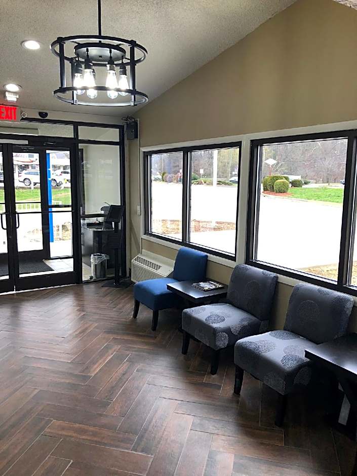 Super 8 by Wyndham Asheville/Biltmore