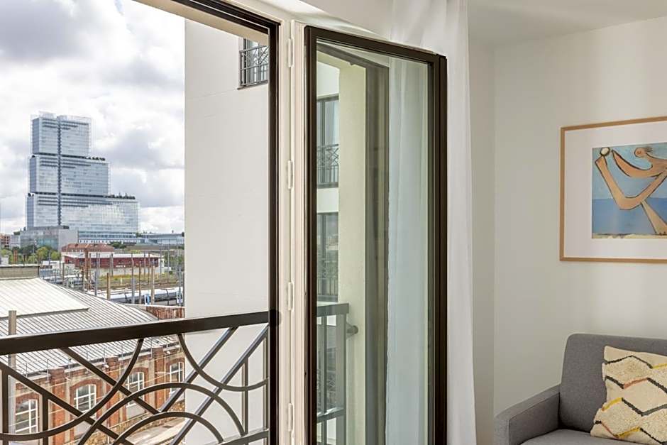 Edgar Suites Levallois – Jules Verne
