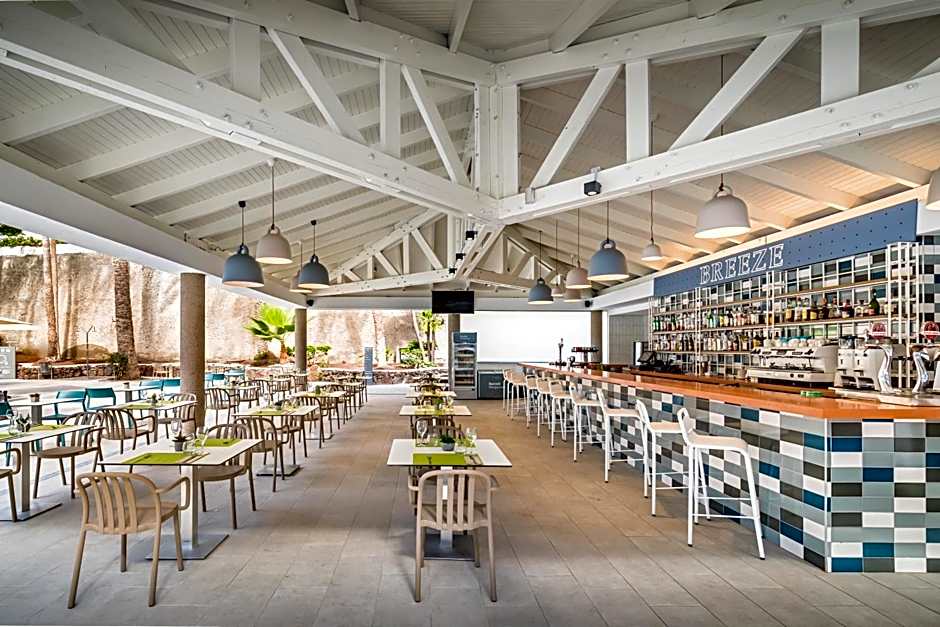 Occidental Margaritas