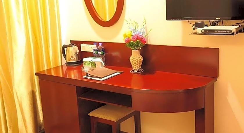 GreenTree Inn JiangSu DingShu Twon JieFang(E) Road Express Hotel