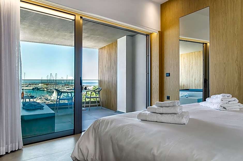 SAVUS Boutique Hotel