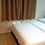 Hotel Traveller