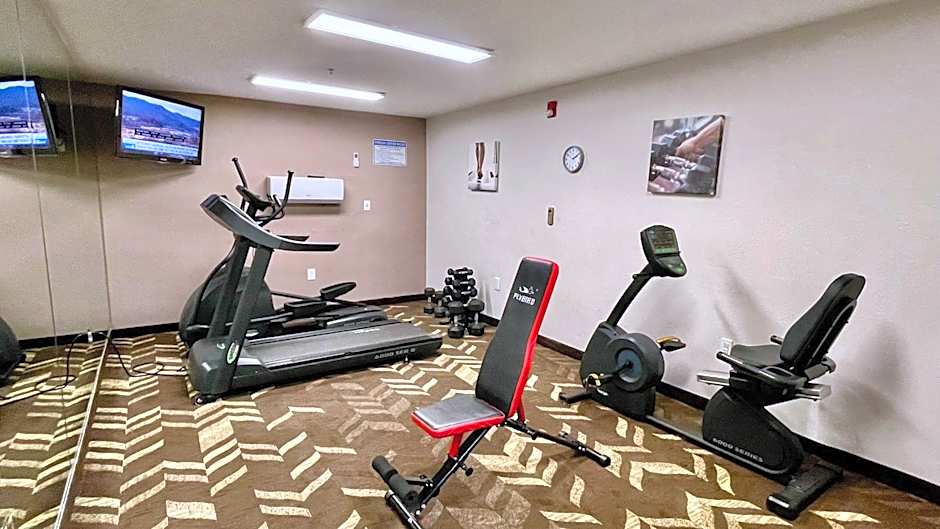 Quality Inn & Suites Clemmons I-40