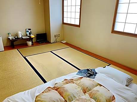 Standard,Japanese-style room (Futon) -Smoking