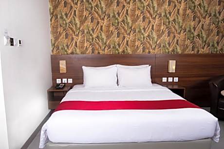 King Room with Lake View