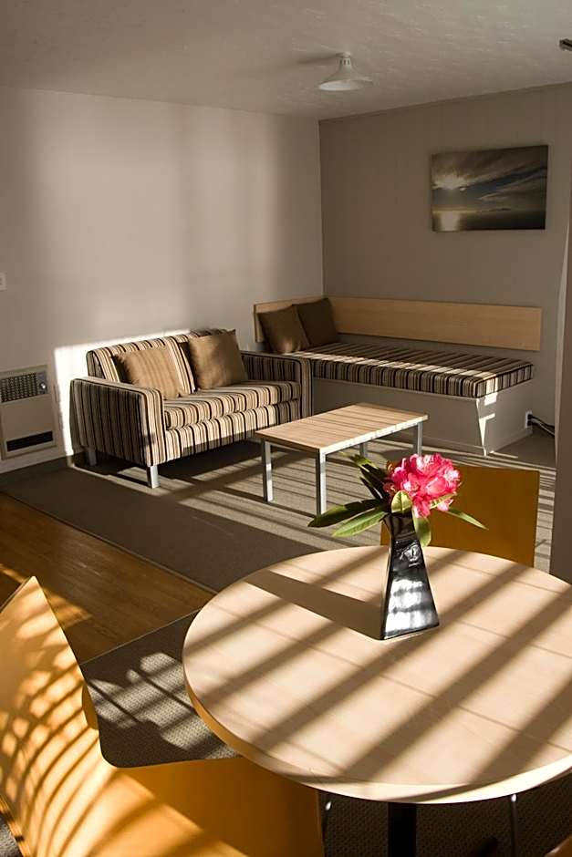 Akaroa Waterfront Motels