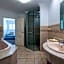 Harrington River Lodge