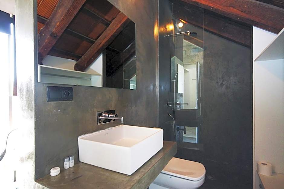 Mosen Sorell Apartments