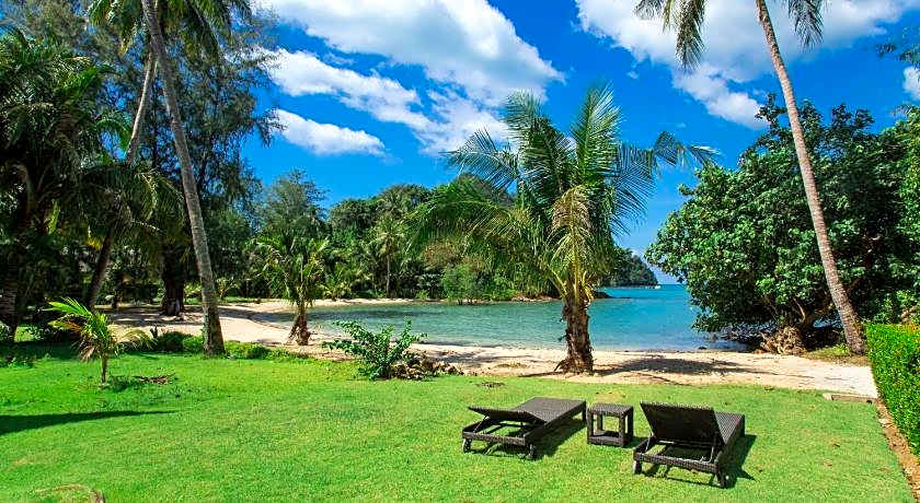 Koh Chang Beach Villas @ Siam Royal View