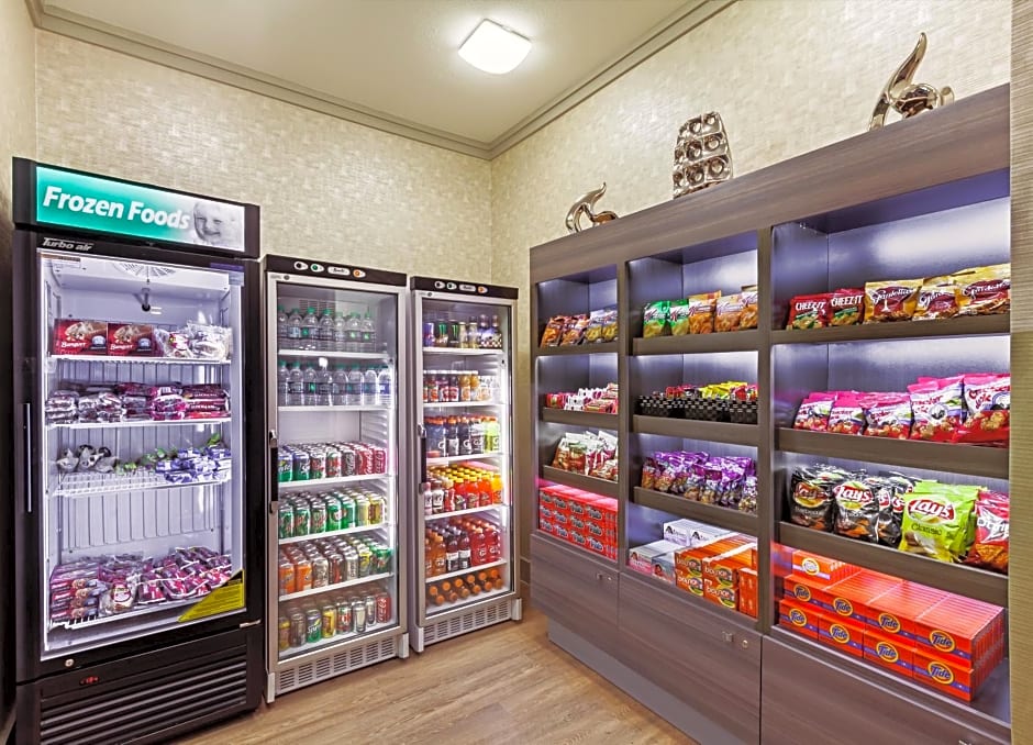 Holiday Inn Express & Suites Houston East, by IHG