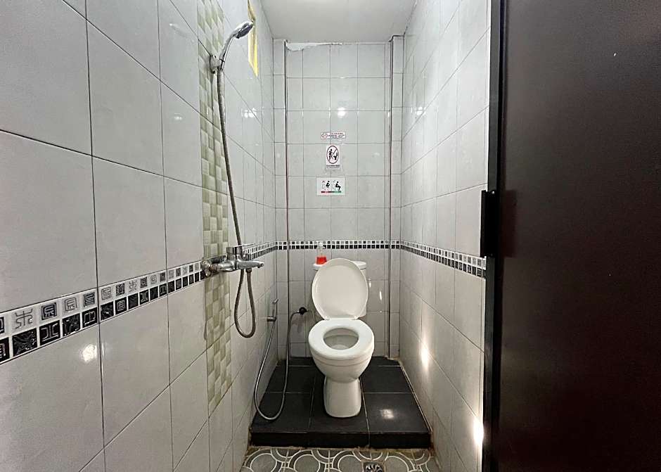 Steze Guesthouse Syariah Telanaipura