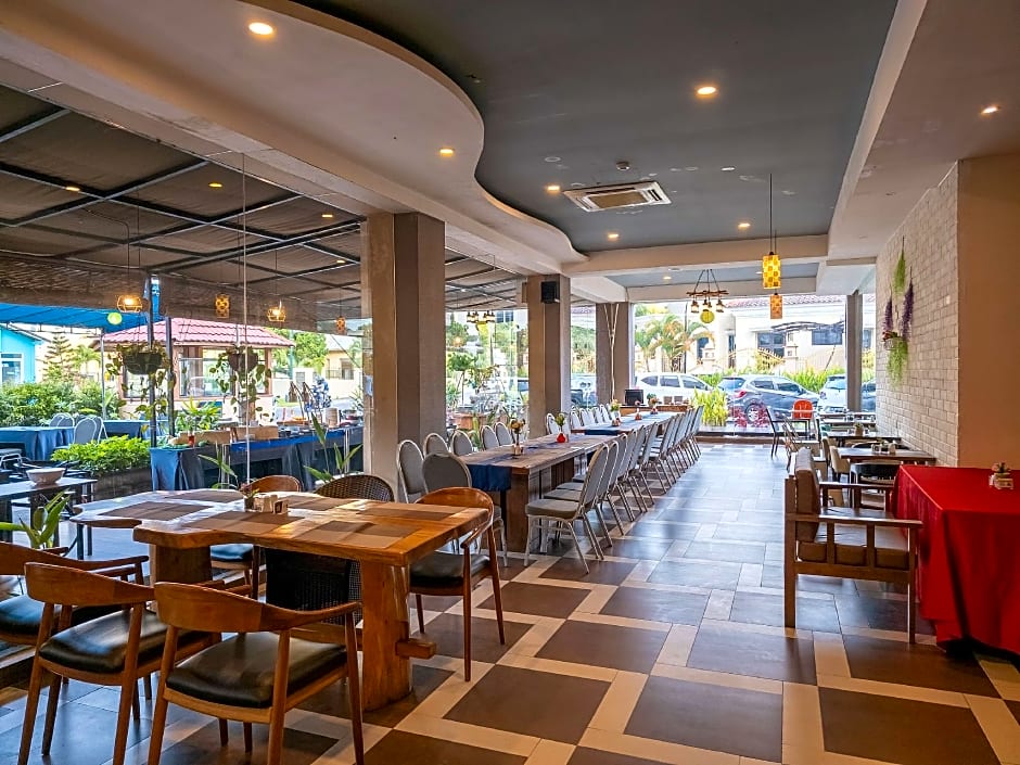 GOLDEN TULIP ESSENTIAL BELITUNG