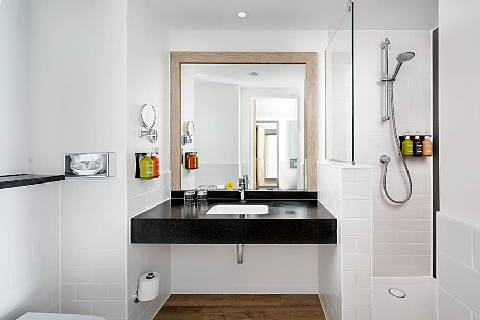 Holiday Inn Lincoln By IHG