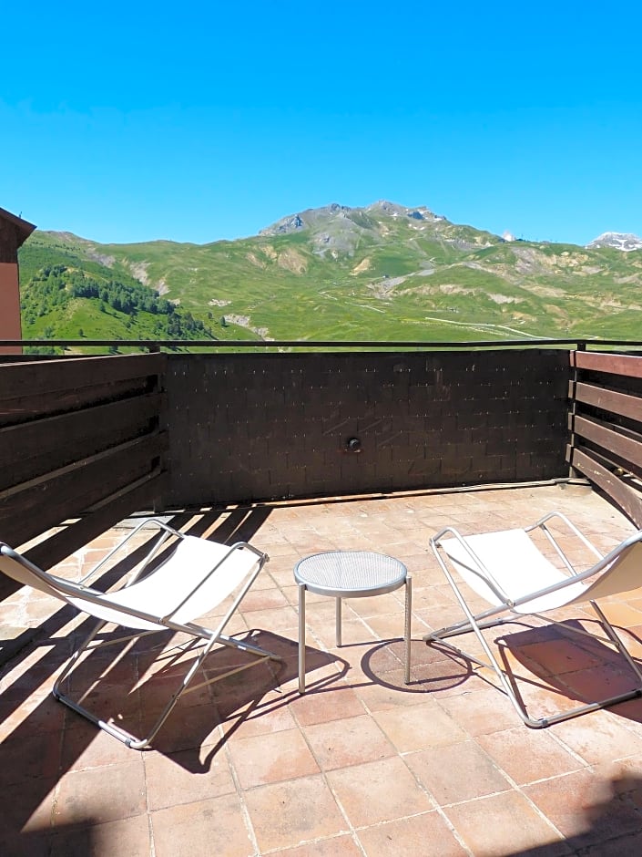 Fun Aragon Hills Hotel & Spa